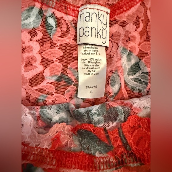 Hanky Panky Holiday Blossom Classic Lace Cami in Red Size Small - Picture 7 of 7